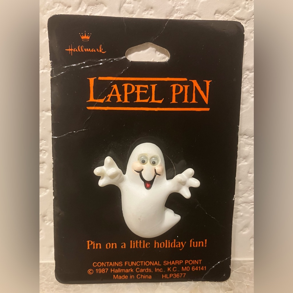Hallmark 1987 Halloween Pin Googly Eyes Ghost W Big Smile Holiday Lapel Pin-Noc 8$
